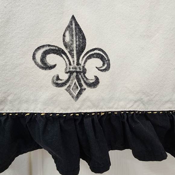 UNAVAILABLE **SET** Retro Cutie Fleur-de-lis Kitchen Apron & Matching Towel - Picture 11 of 15
